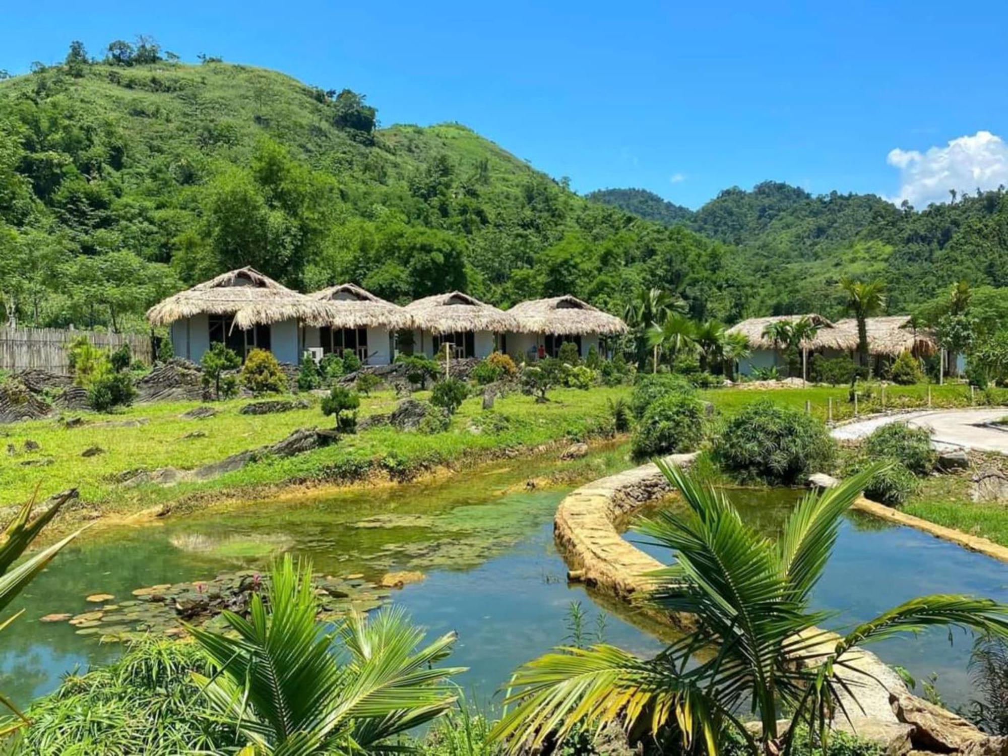 Bakhan Village Resort Май Чау Екстериор снимка
